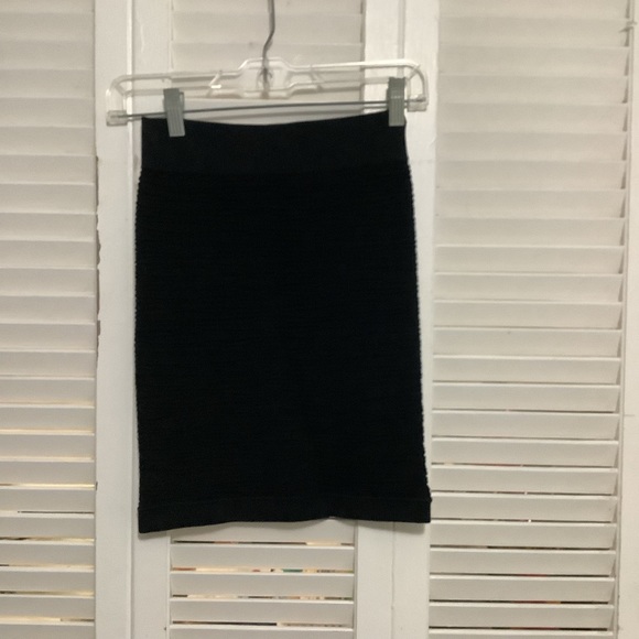 Black Skirt - Picture 1 of 4